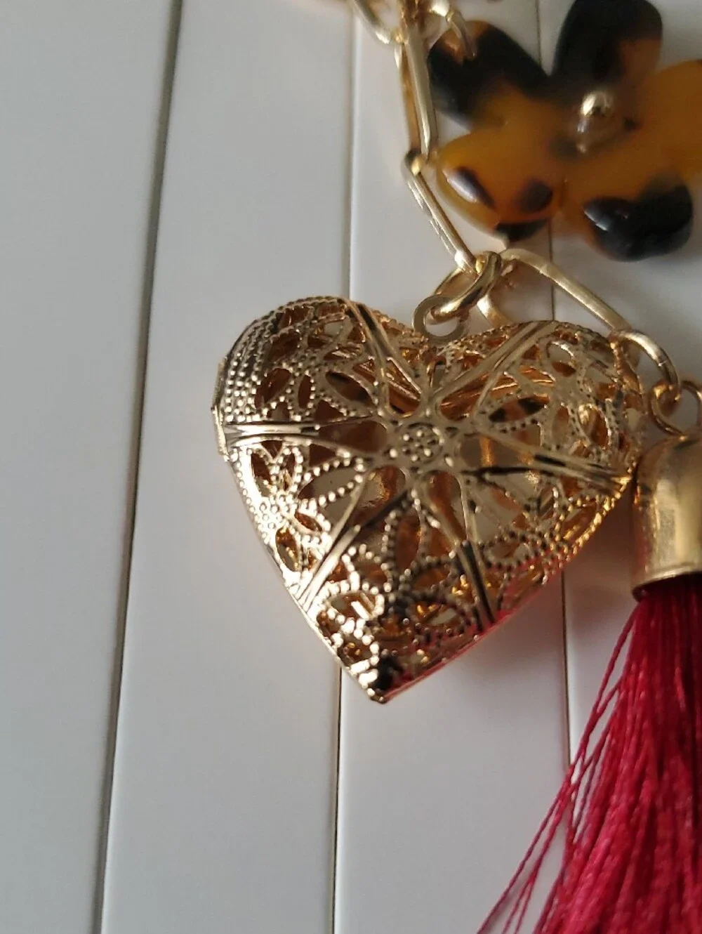 Lane Bryant Gold Heart & Tortoise Charm Keychain with Red Tassel